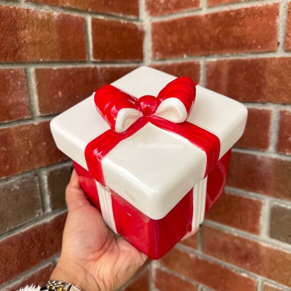 TARGET BULLSEYE PLAYGROUND GINGERBREAD HOUSE COOKIE JAR 1CT - Picture 3 of 5